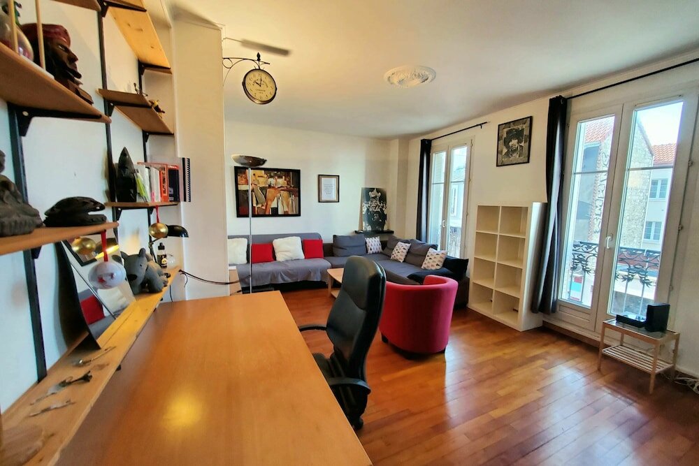 Фото Bright & Cosy One-bed Apartment