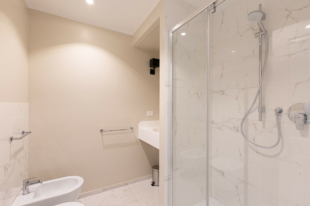 Фото Daplace - Corso Monforte Suites