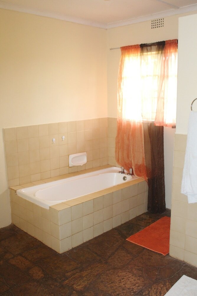 Фото Smilin Thru Resort