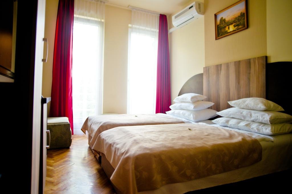 Фото Fenyves Szálloda és Konferencia-Központ