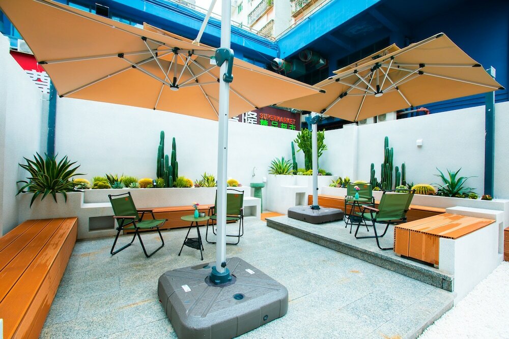 Фото Naive L Executive Apartments Coast City