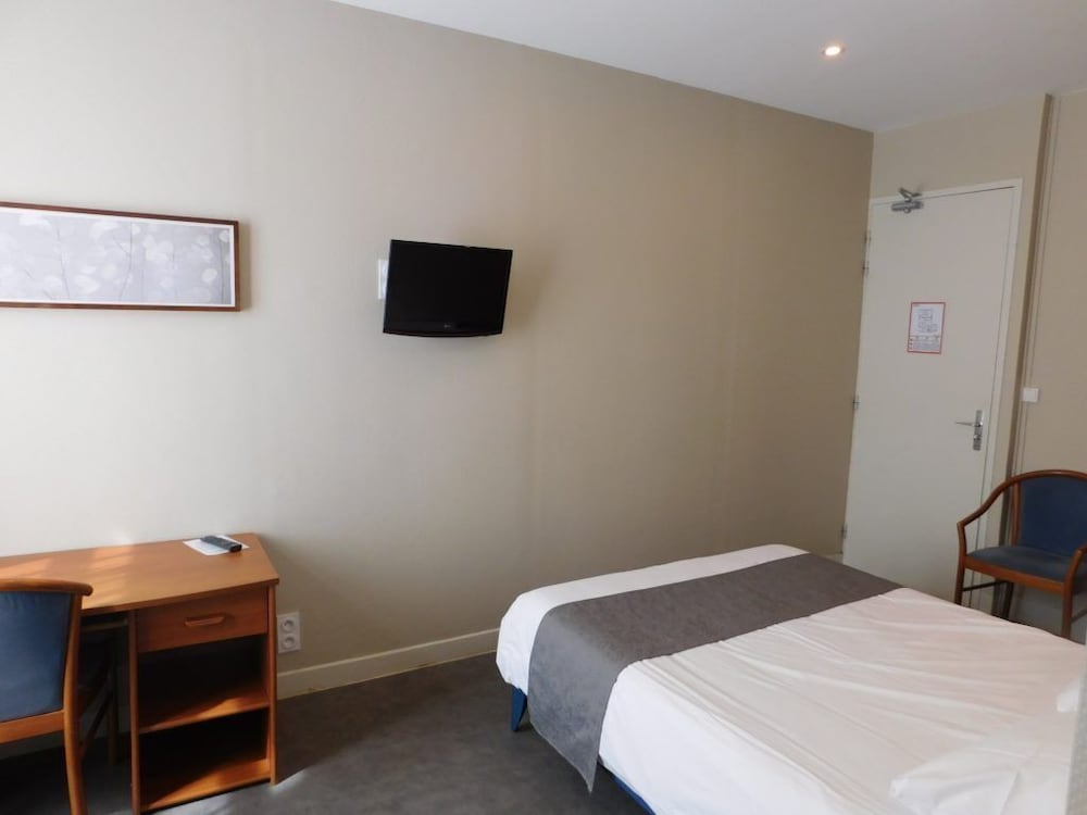 Фото Hotel Des Pyrénées