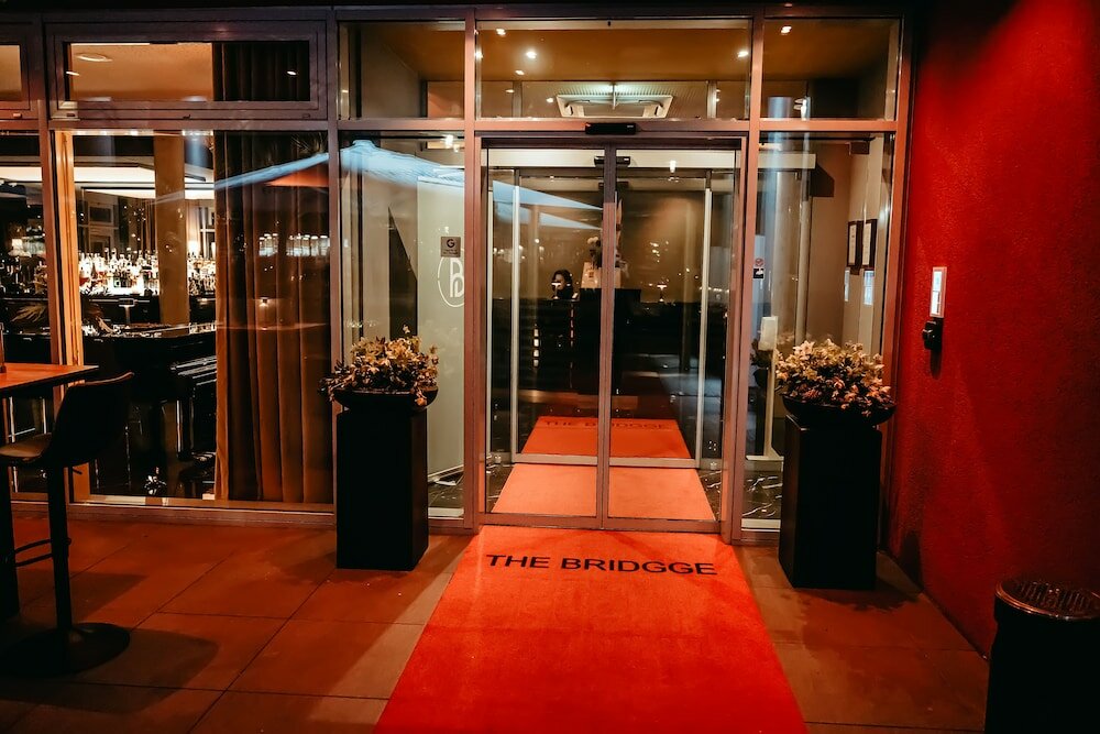 Фото The Bridgge Grand Boutique Hotel
