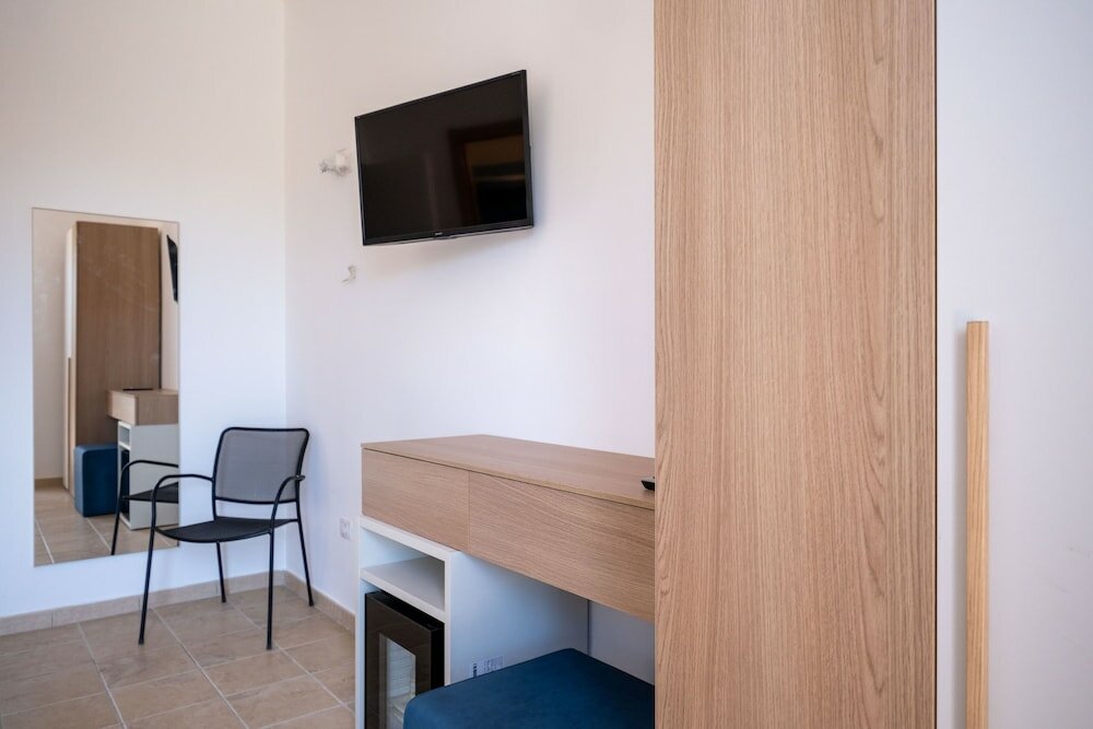 Фото Nautika Suites