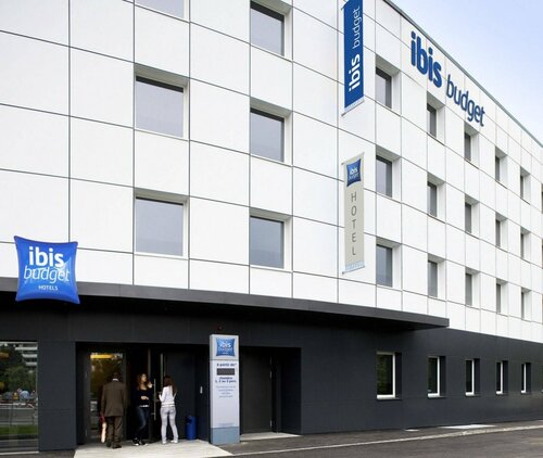 Гостиница ibis budget Genève Petit Lancy в Же