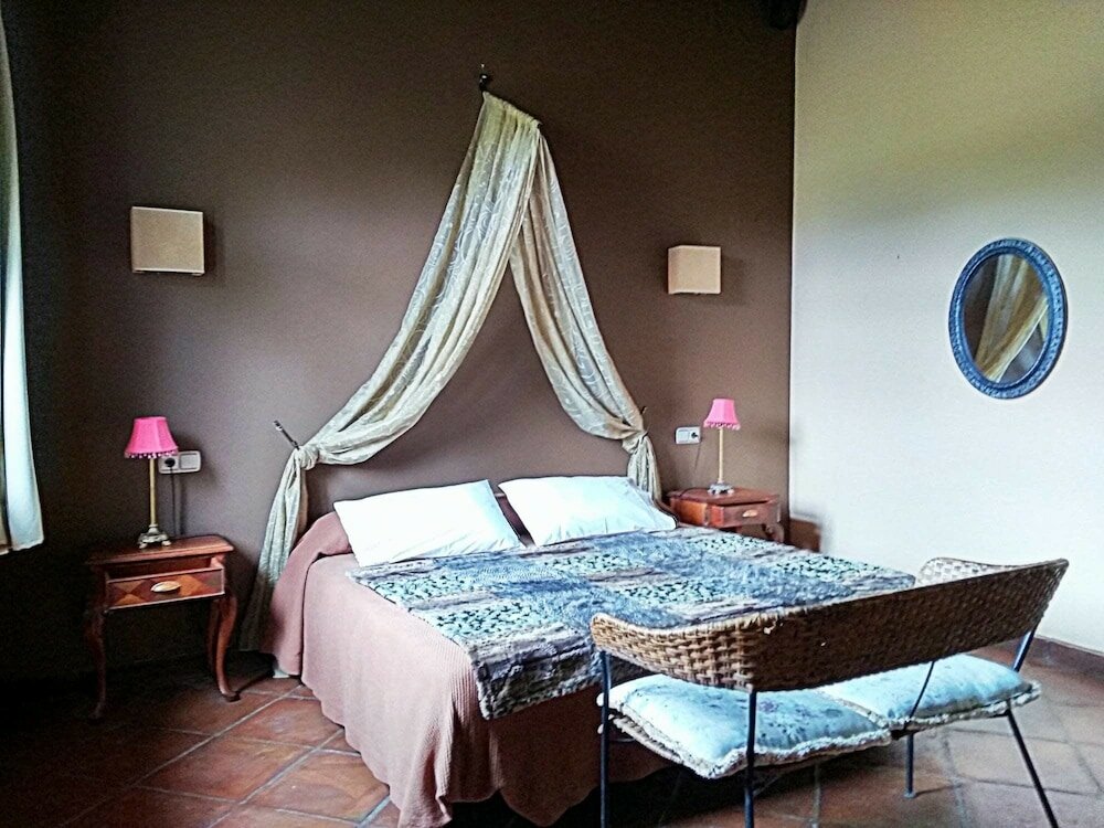 Фото Casa Rural y Apartamentos Haizeaberri