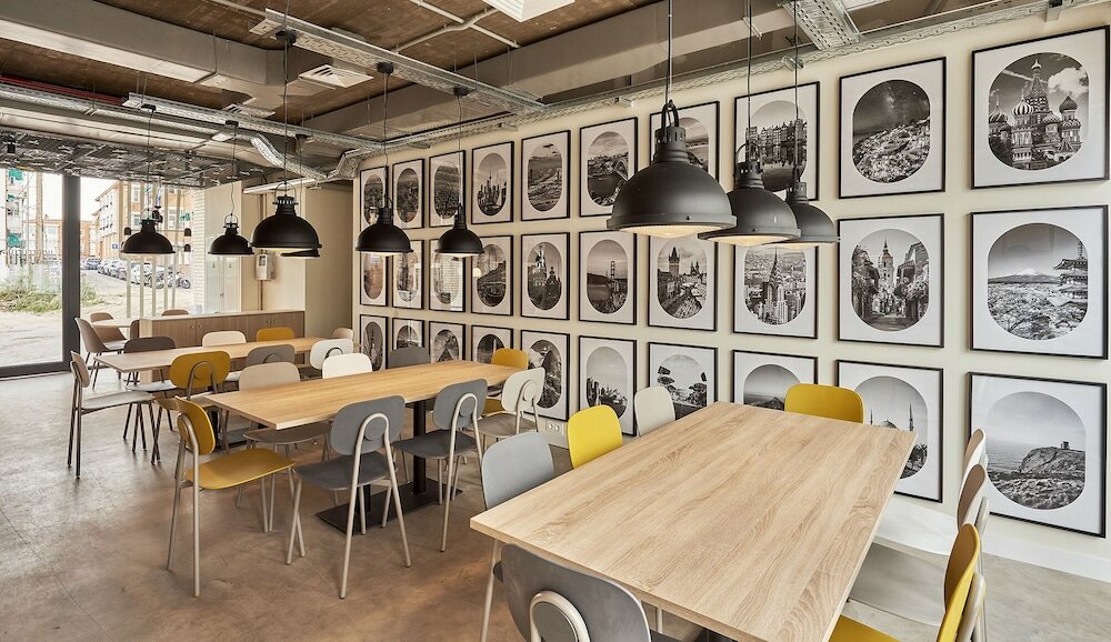 Фото HostelFly Madrid Airport