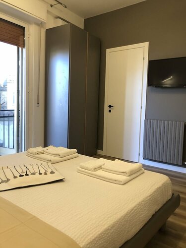 Гостиница A Due Passi Dalla Scalinata Rooms в Кальтаджироне