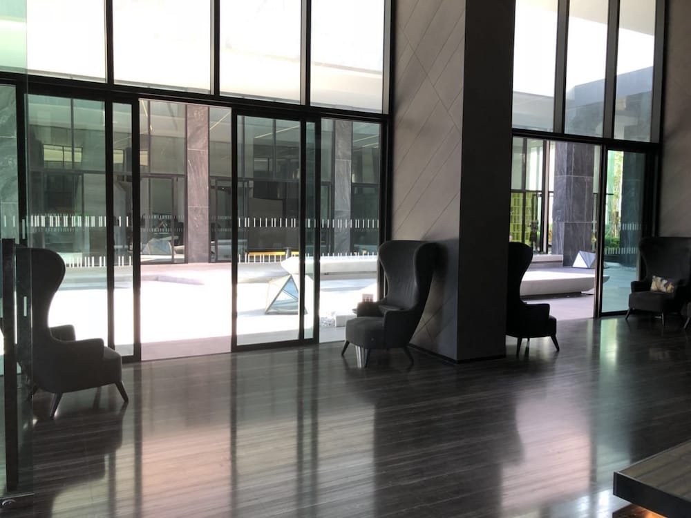 Фото The Base Central Pattaya Sea View