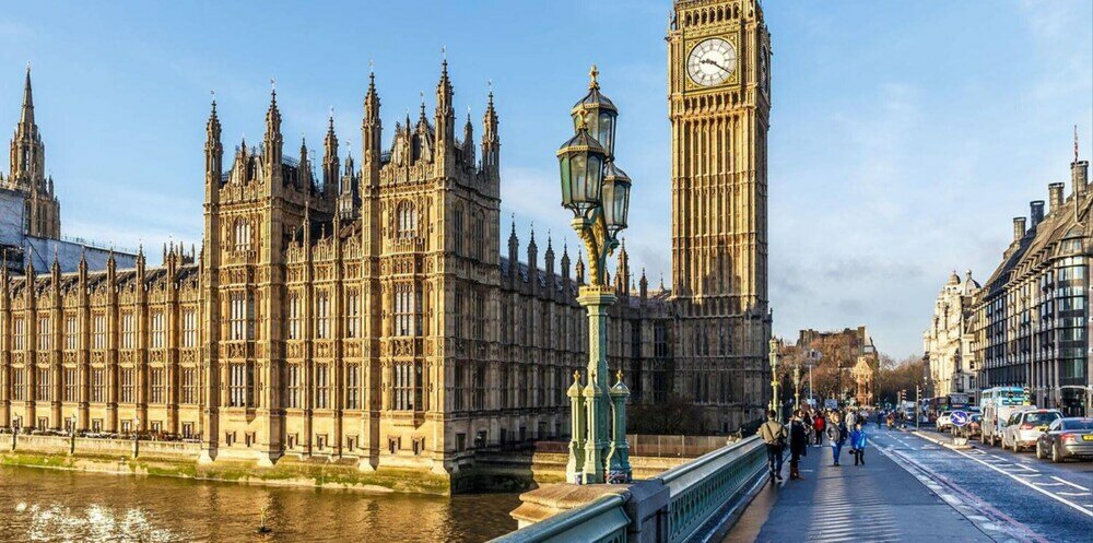 Фото Modern 2 Bedroom Lewisham Apartment