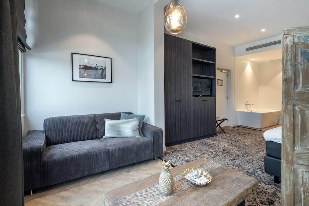 Фото Hotel Maassluis