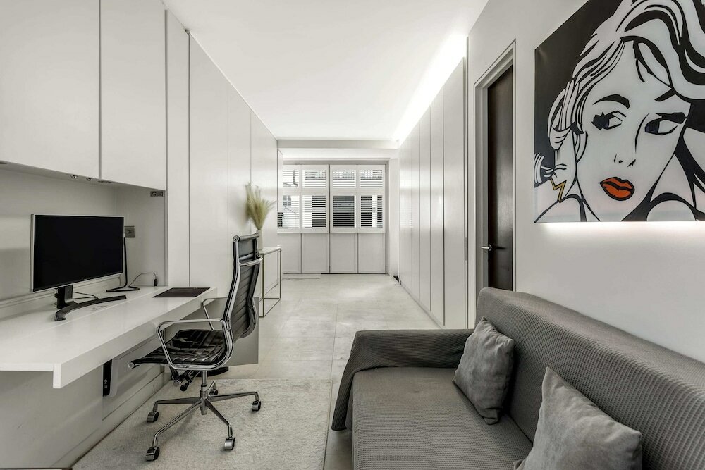 Фото Luxury Loft-style Mews House