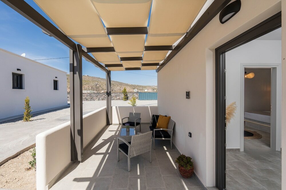 Фото Almira Luxury Suites