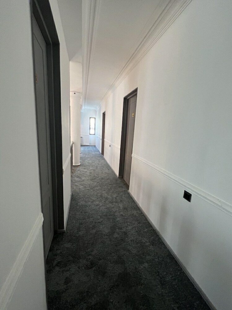 Фото Mansion Hotel Yerevan