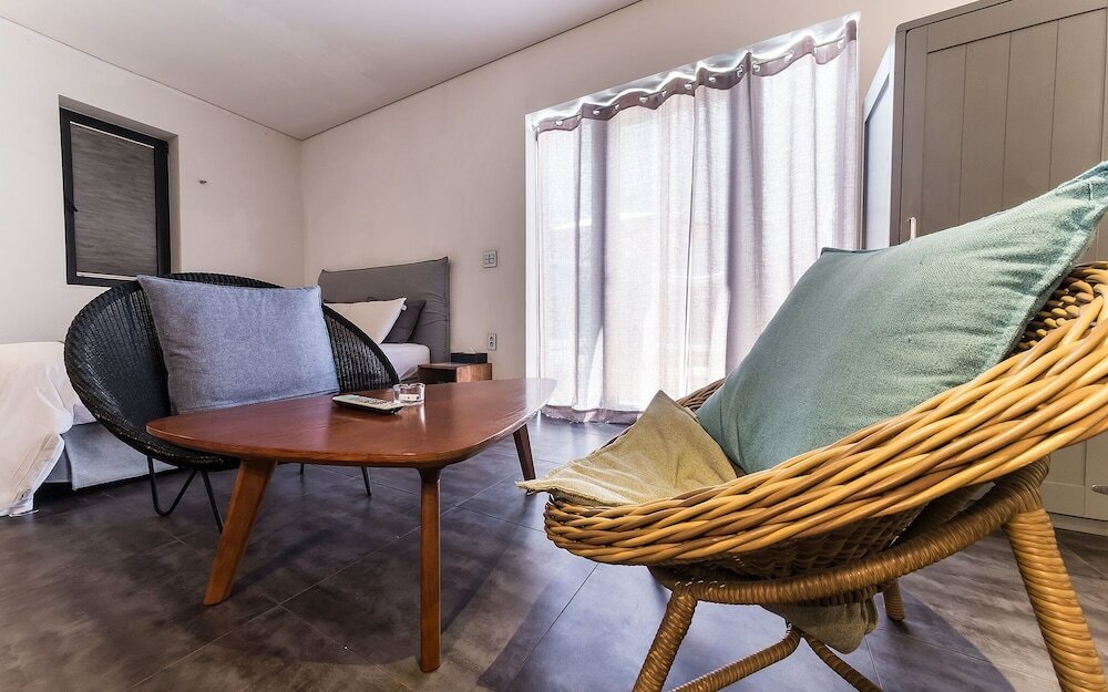 Фото Yongin Army Boutique