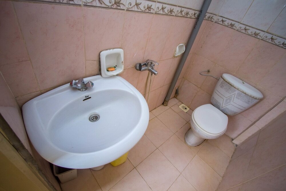 Фото Mwana Highway Hotel Iganga