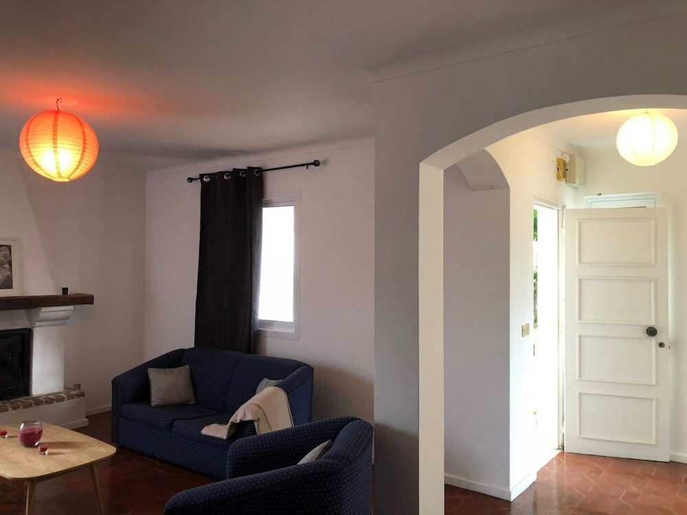 Фото House With 2 Bedrooms in Pico da Pedra, With Wonderful sea View and Enclosed Garden Near the Beach