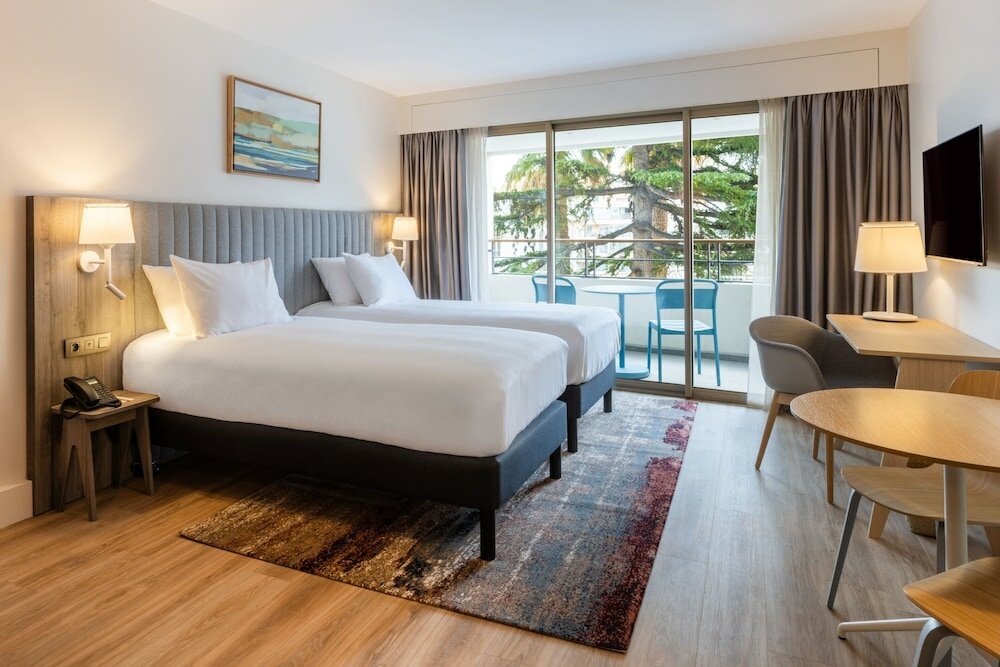 Фото Staybridge Suites Cannes Centre by IHG