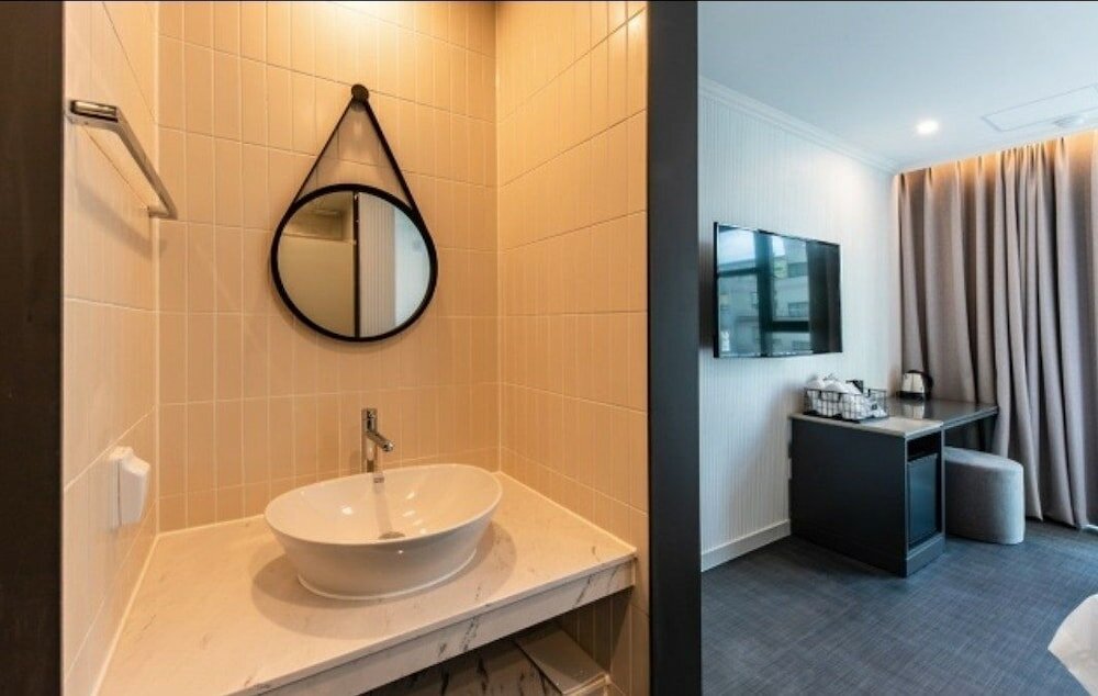 Фото Brown Dot Hotel Deokcheon