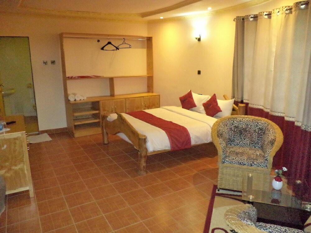 Фото Brooks Lodge