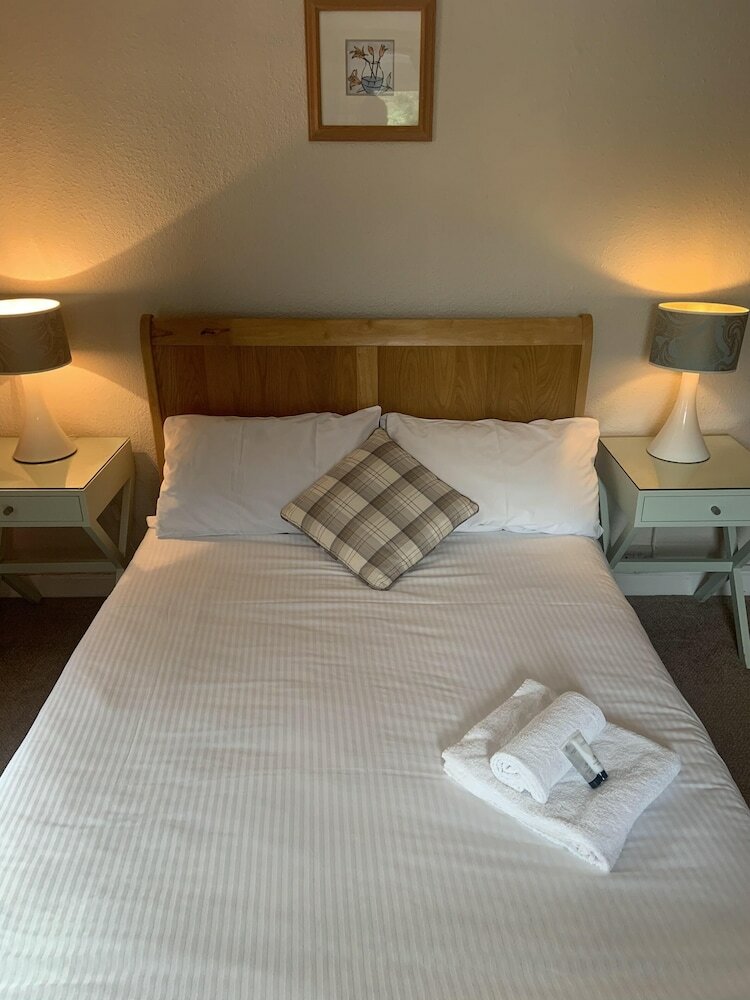 Фото The Halfway House Pub and Kitchen