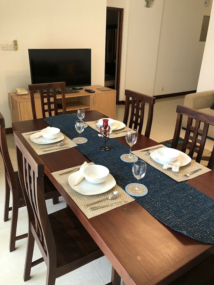 Фото Hedges Court Residencies Colombo City