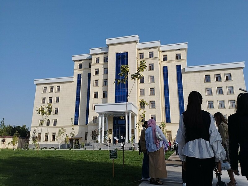 qizlarni super yalash