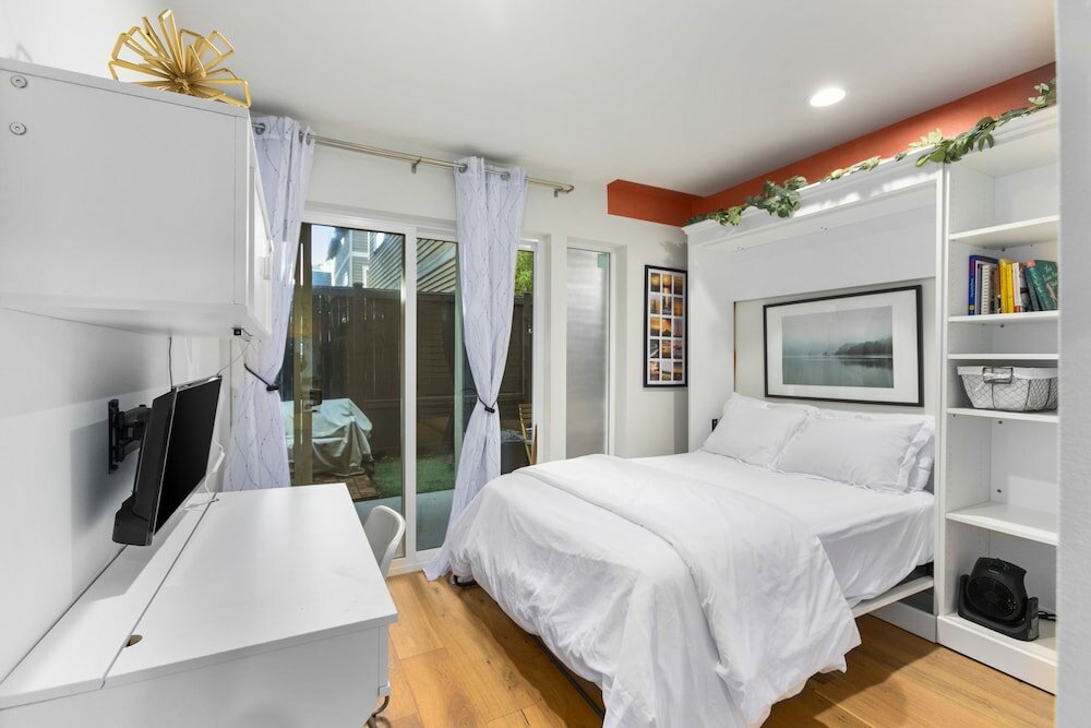 Фото Modern Sustainable Design in Ballard