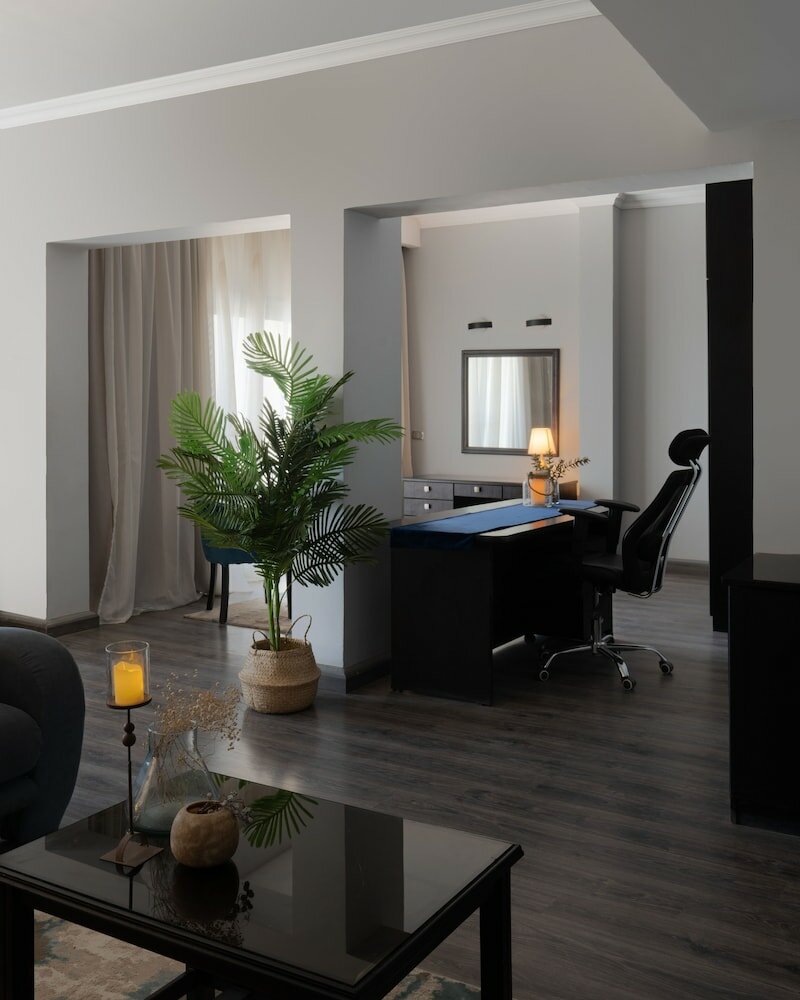 Фото Assiut Cement Hotel