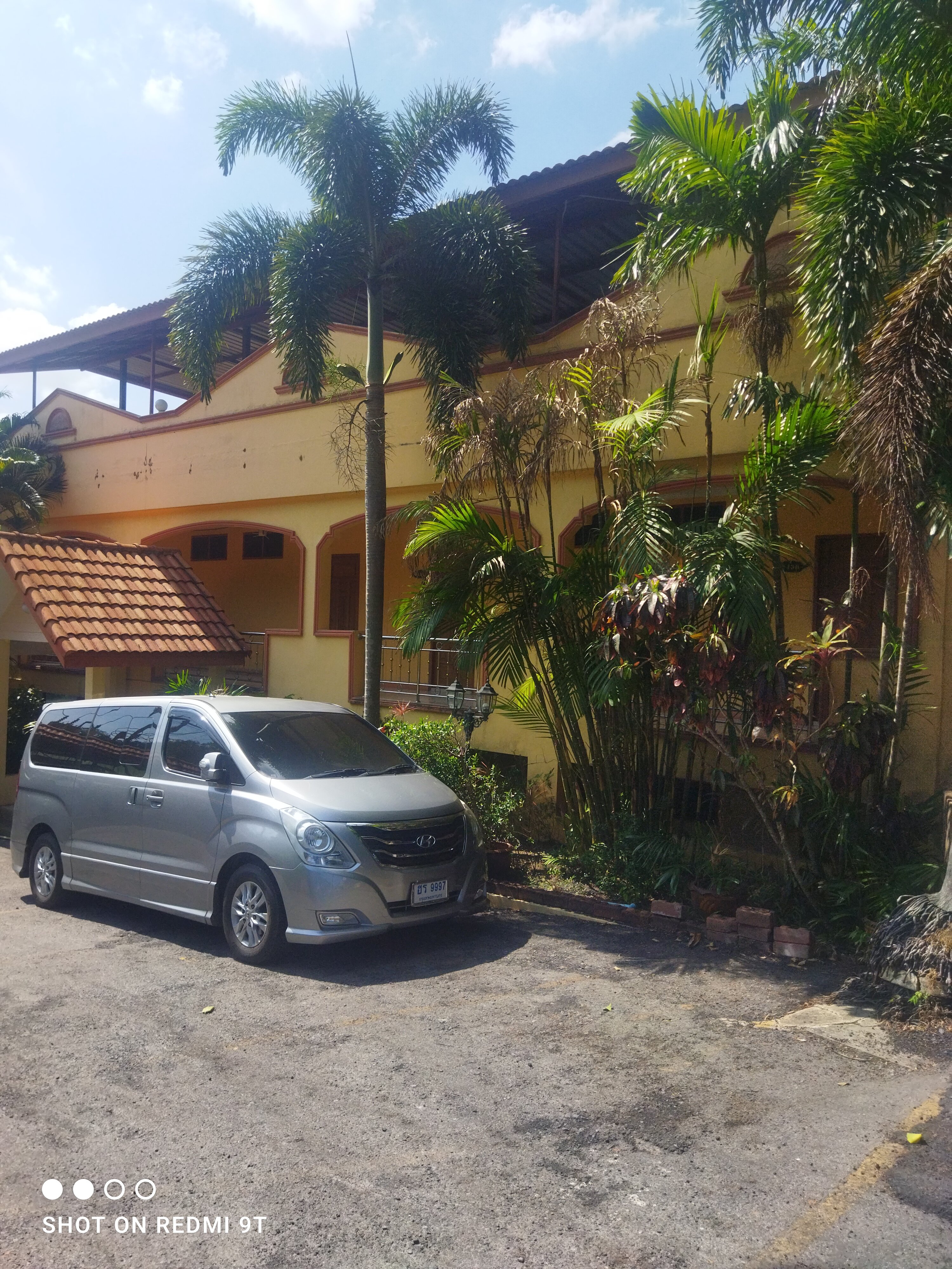 Фото Baan Karon Hill Phuket Resort