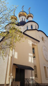 Saint Xenia of Saint Petersburg church (Lakhtinskaya Street No:17, Saint Petersburg), ortodoks kiliseleri  Saint‑Petersburg'dan