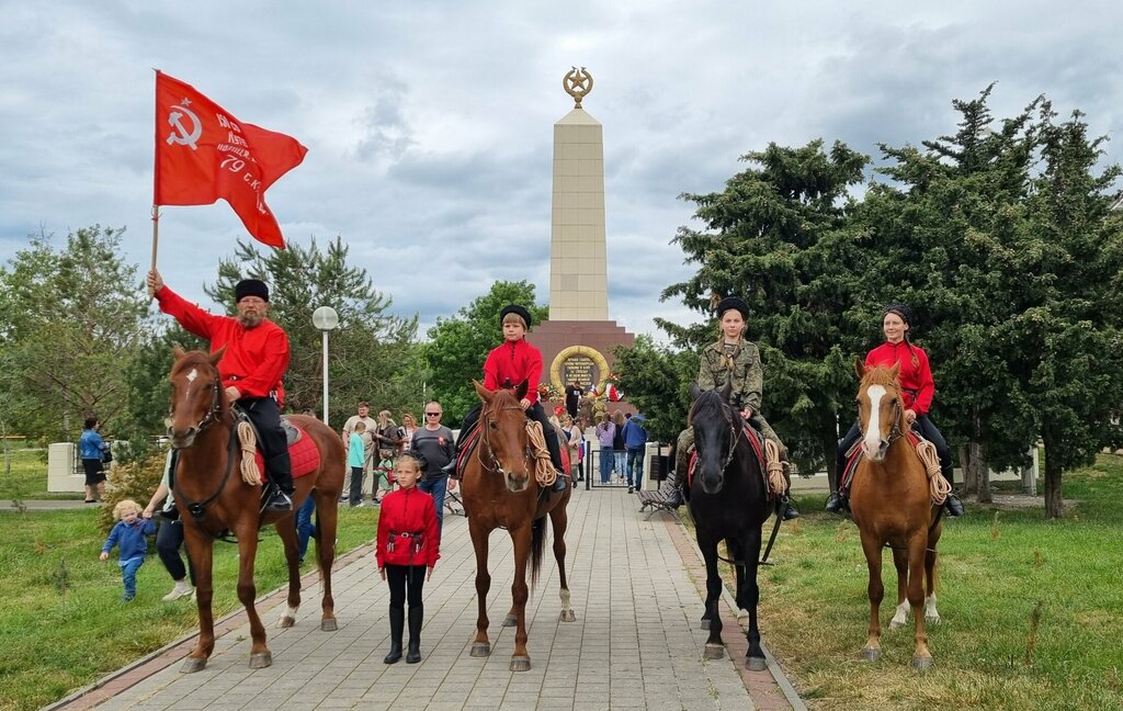 Cultural center Кубанский казачий военно-патриотический культурно-спортивный центр Баско, Gelendgik, photo