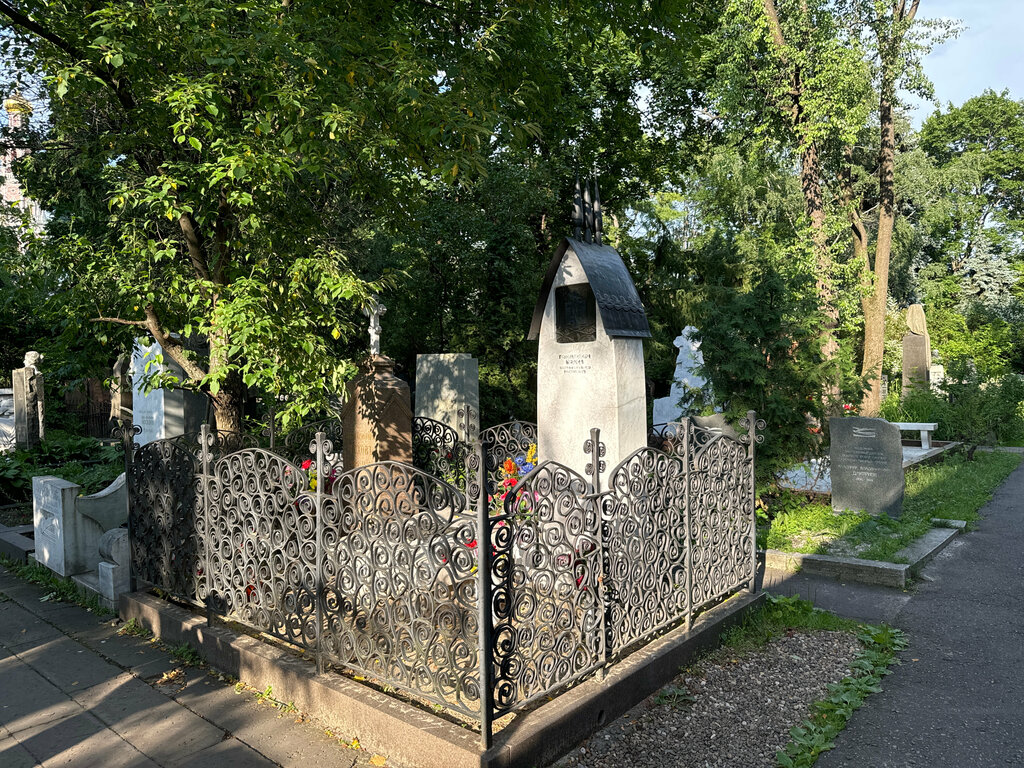 Могилы известных людей Антон Павлович Чехов, Москва, фото