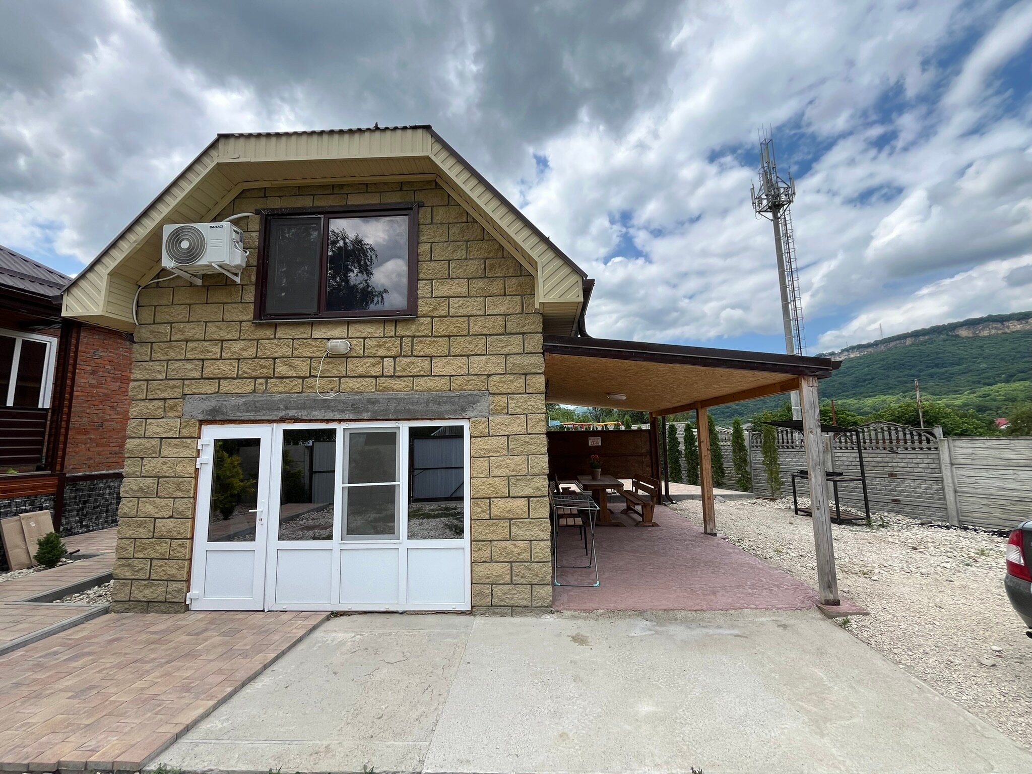 Фото Домик на Октябрьской