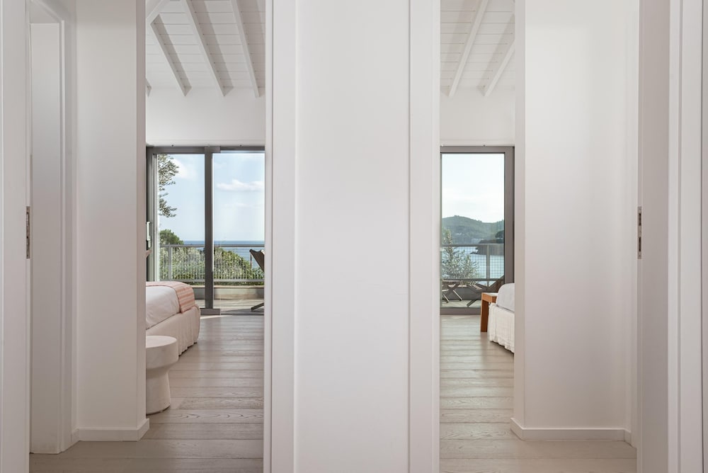 Фото Pelagoon Skiathos