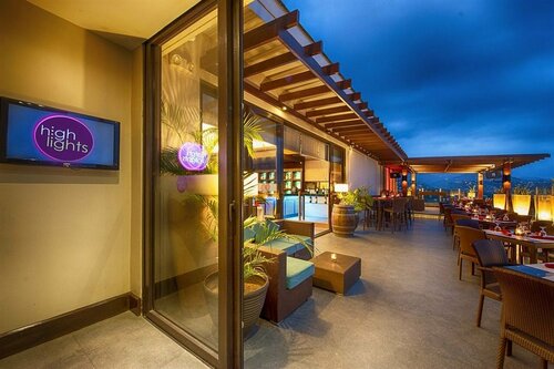 Внешний вид отеля Harolds Evotel Cebu в Себу, фото 4