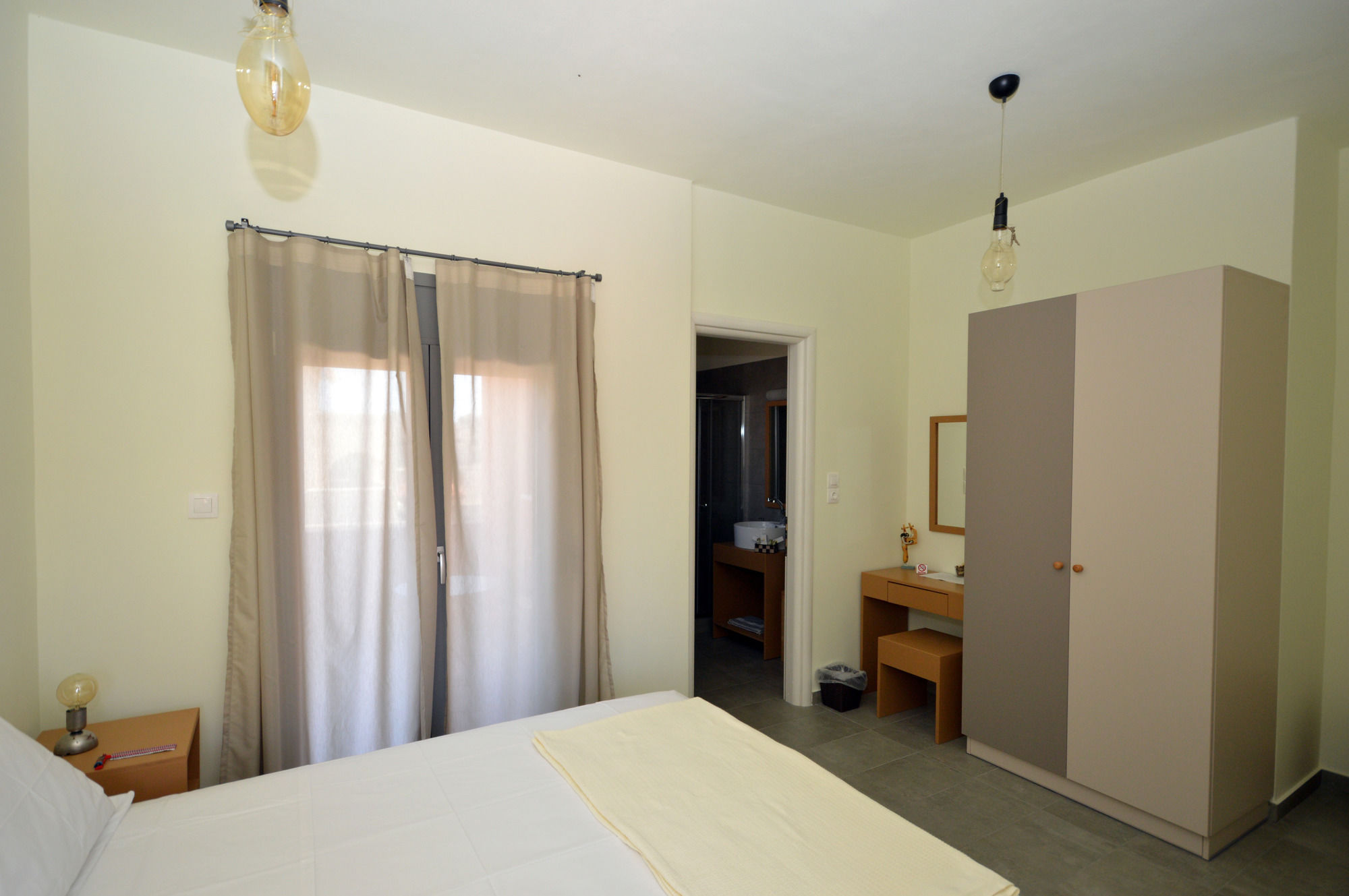 Фото Aegina Bed & Culture - B&b Hotel