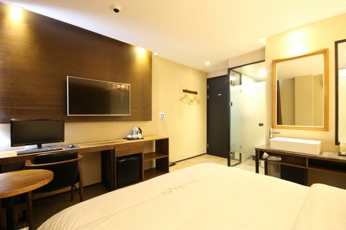 Гостиница Jinhae Pasta Hotel в Чханвоне