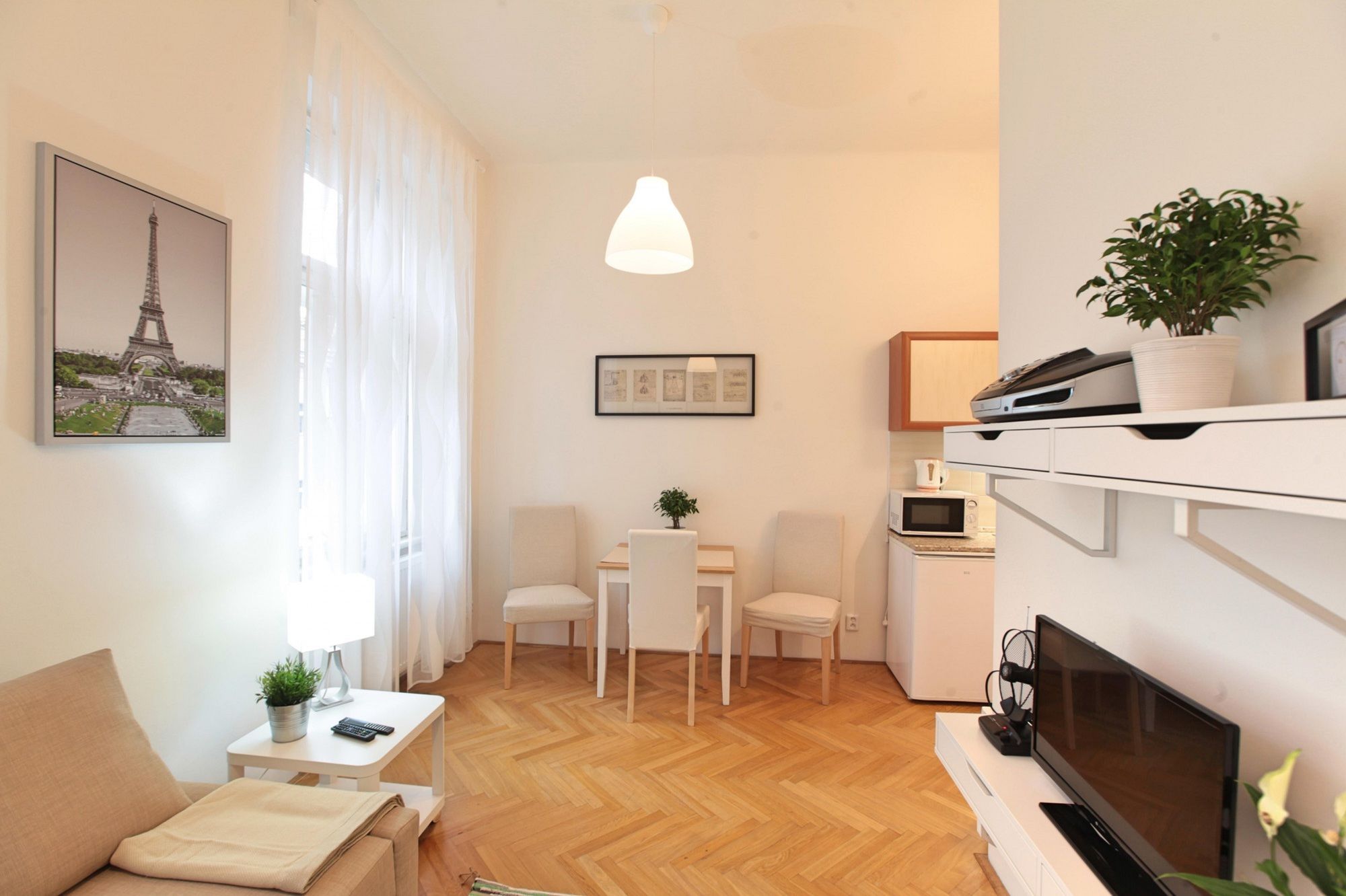 Фото Angel City Apartments