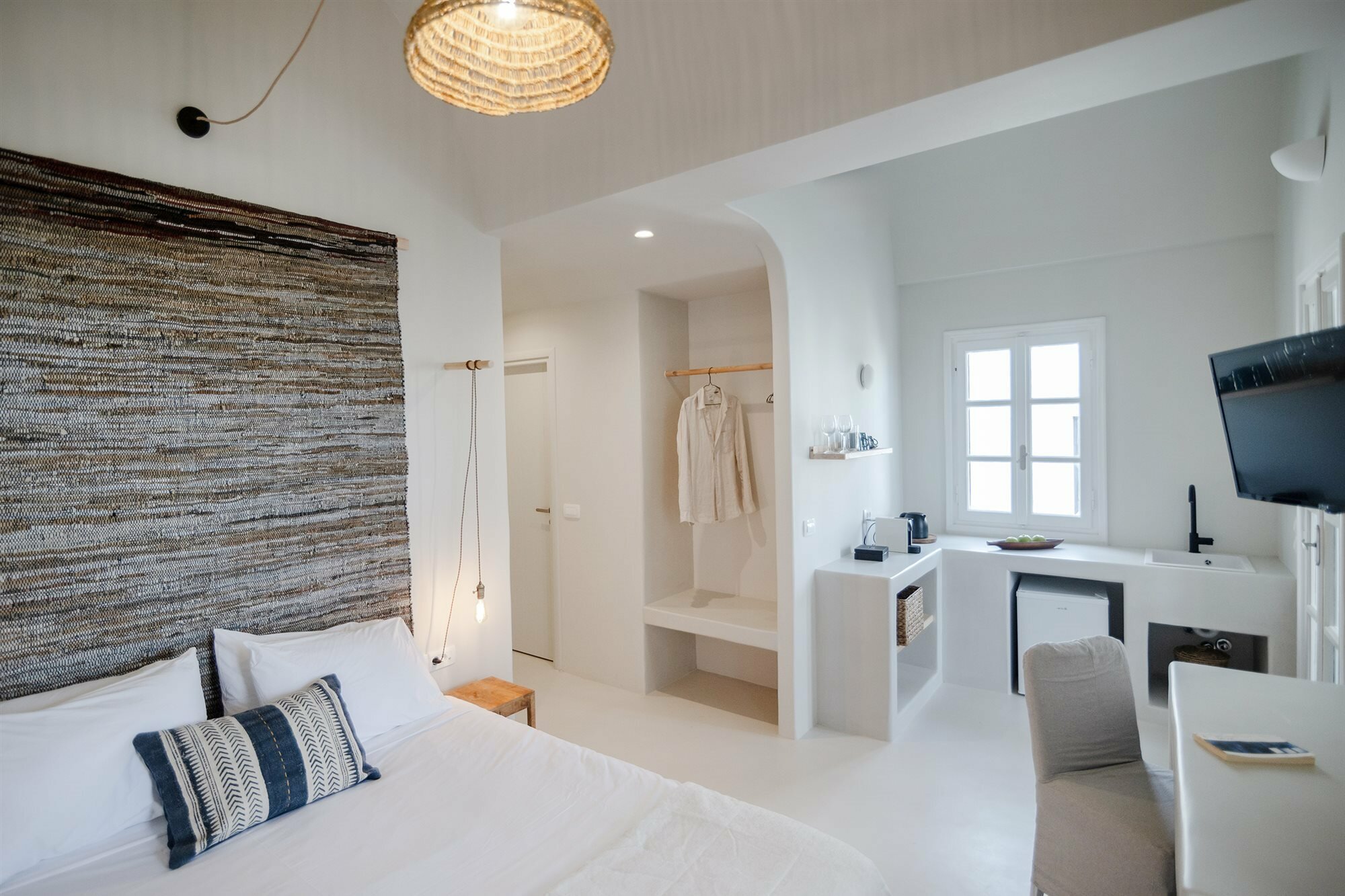 Фото Scorpios Beach Santorini