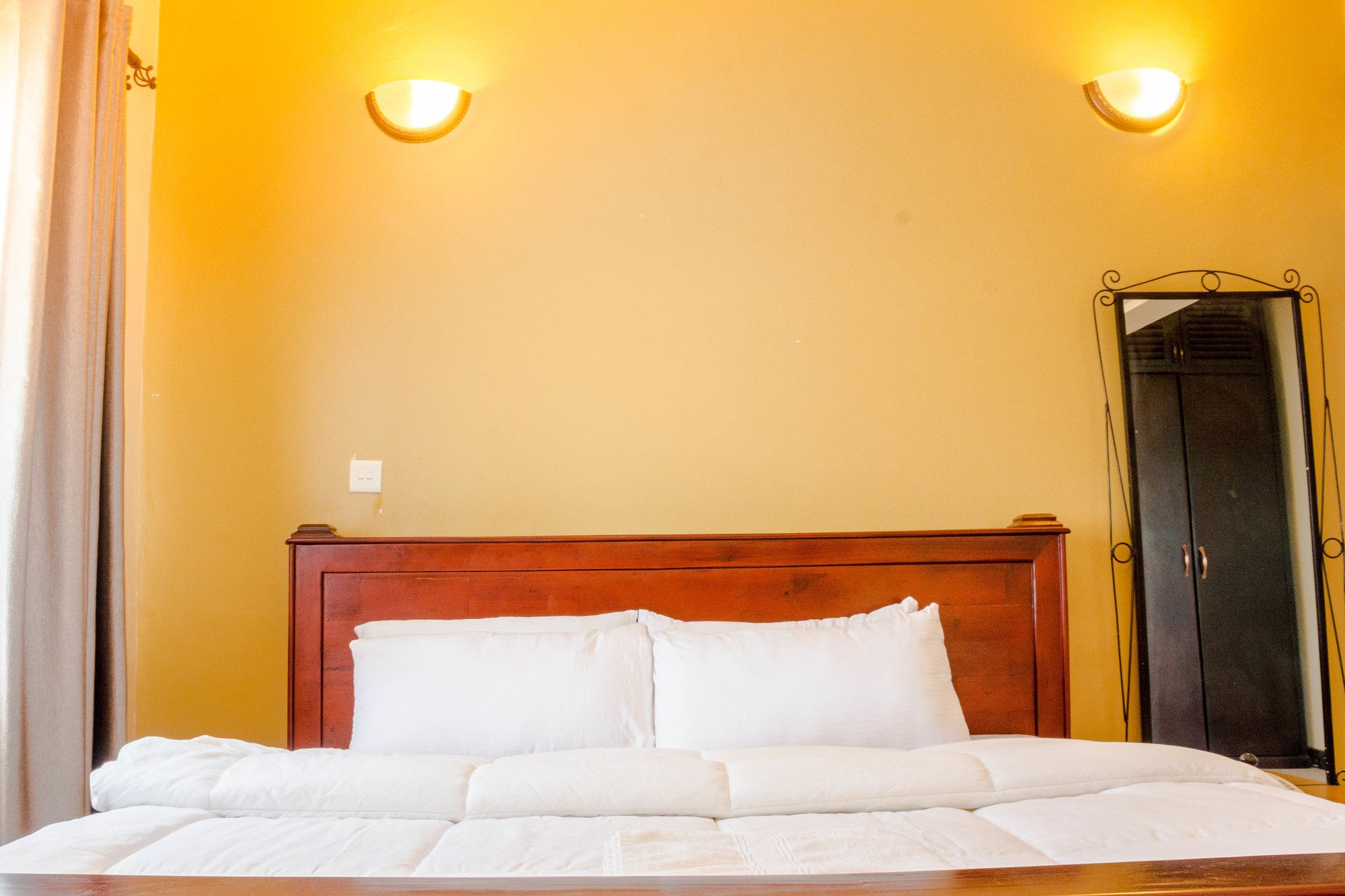 Фото Meley Impala Hotel