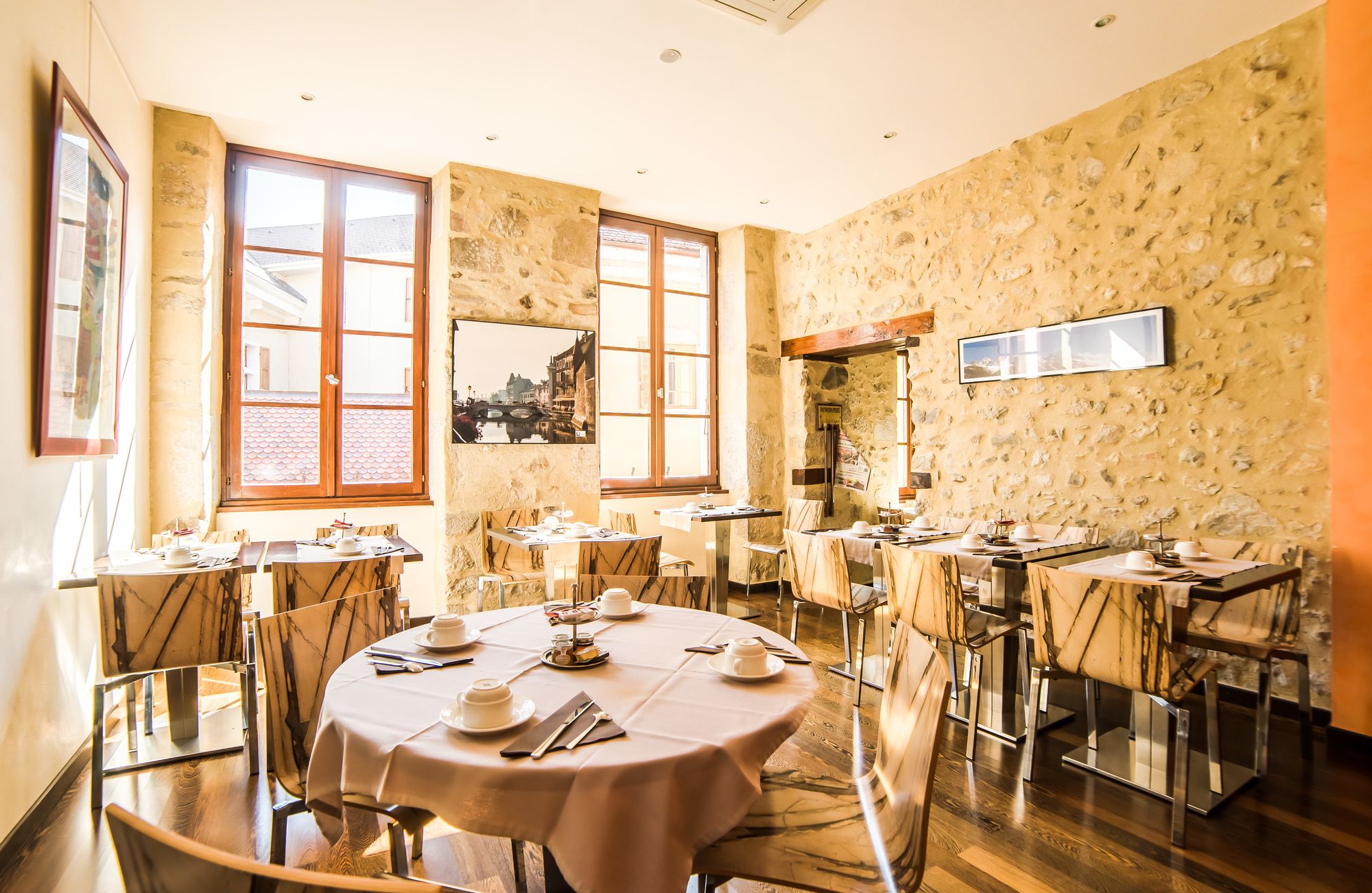 Фото Hôtel du Palais de l'Isle