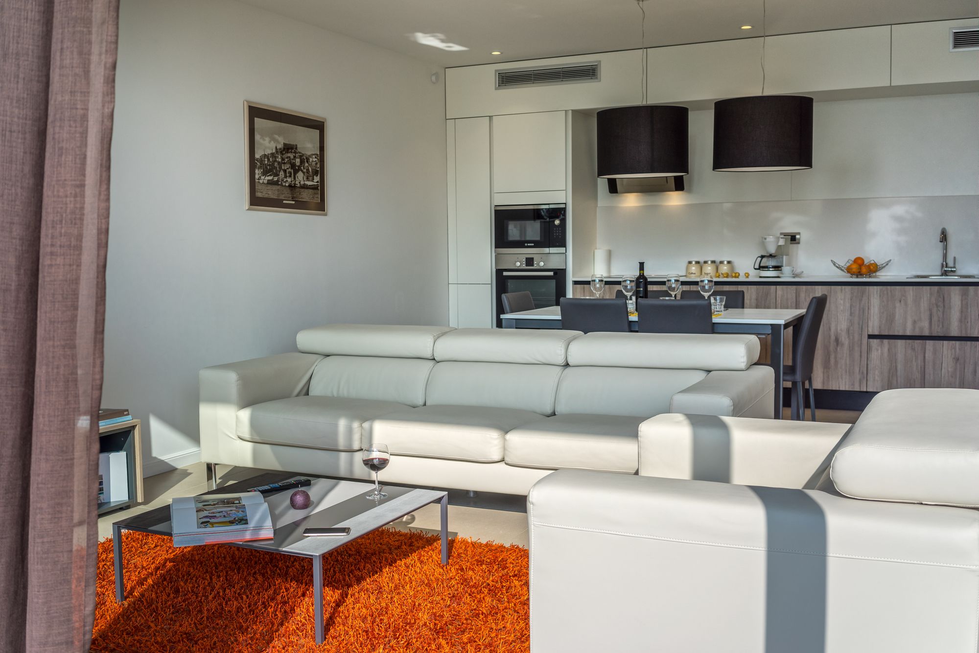 Фото Golden Rays Luxury Apartments