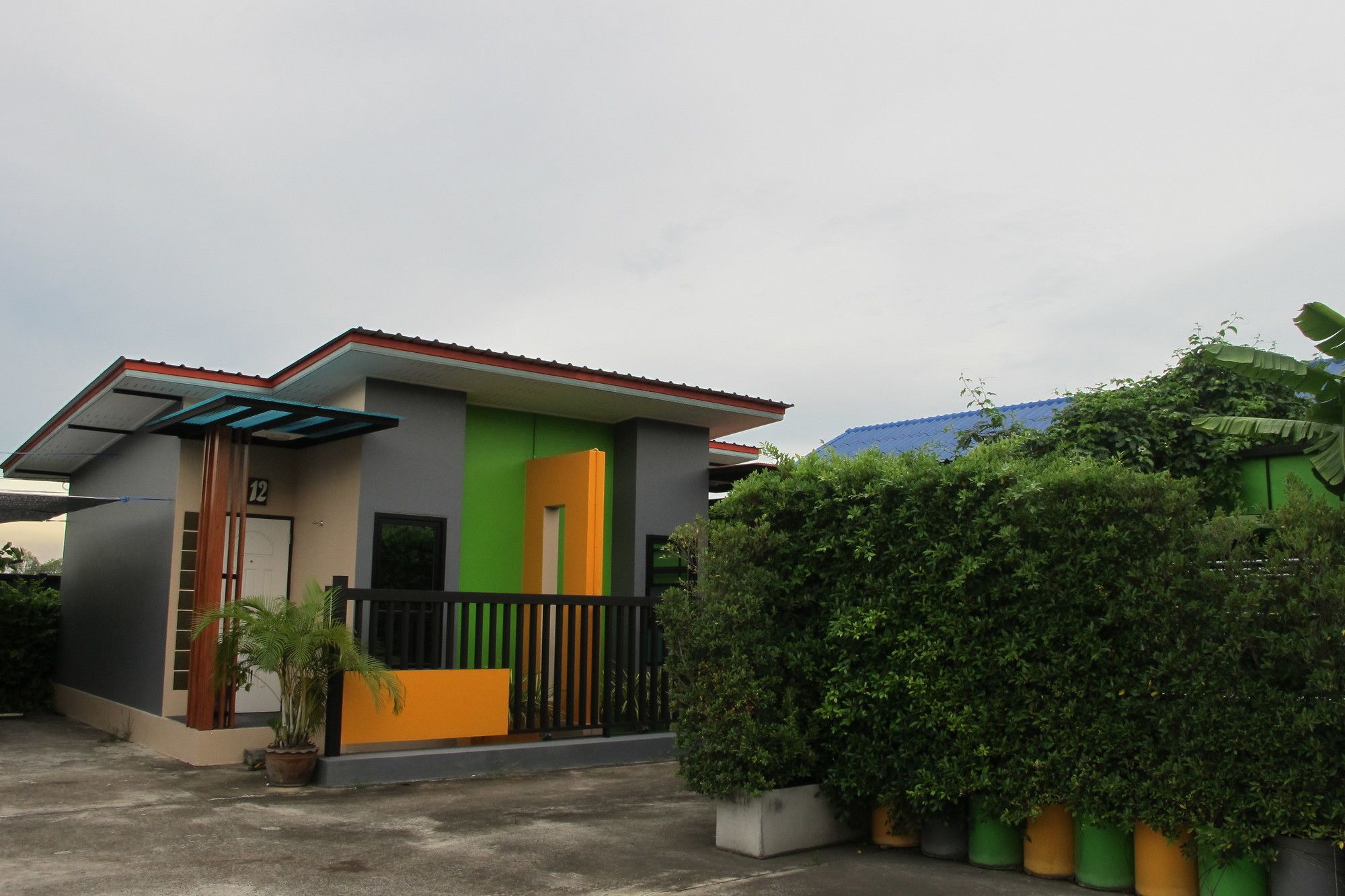 Фото Jirapa Modern Resort