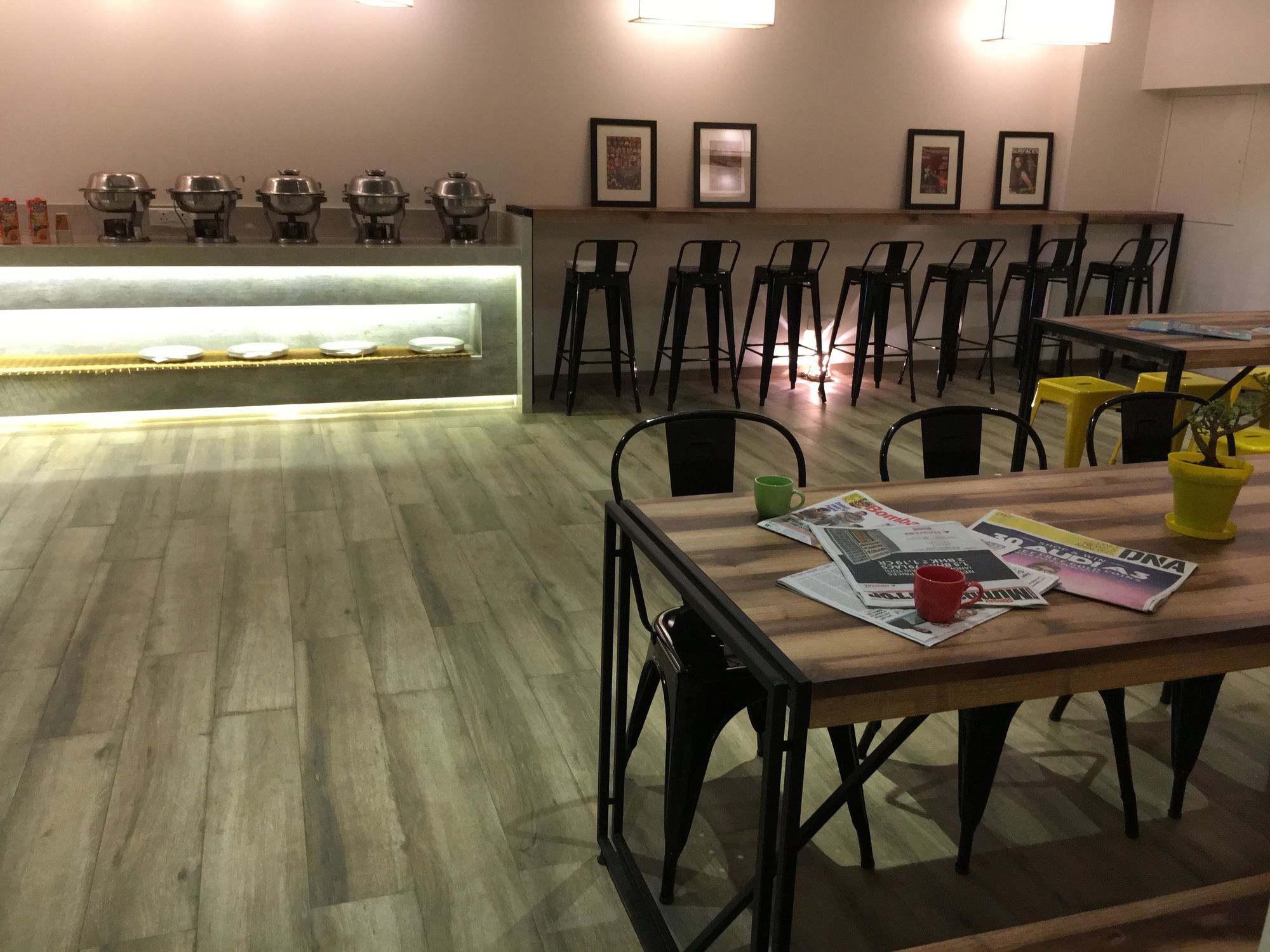 Фото IStay Hotels Andheri Midc