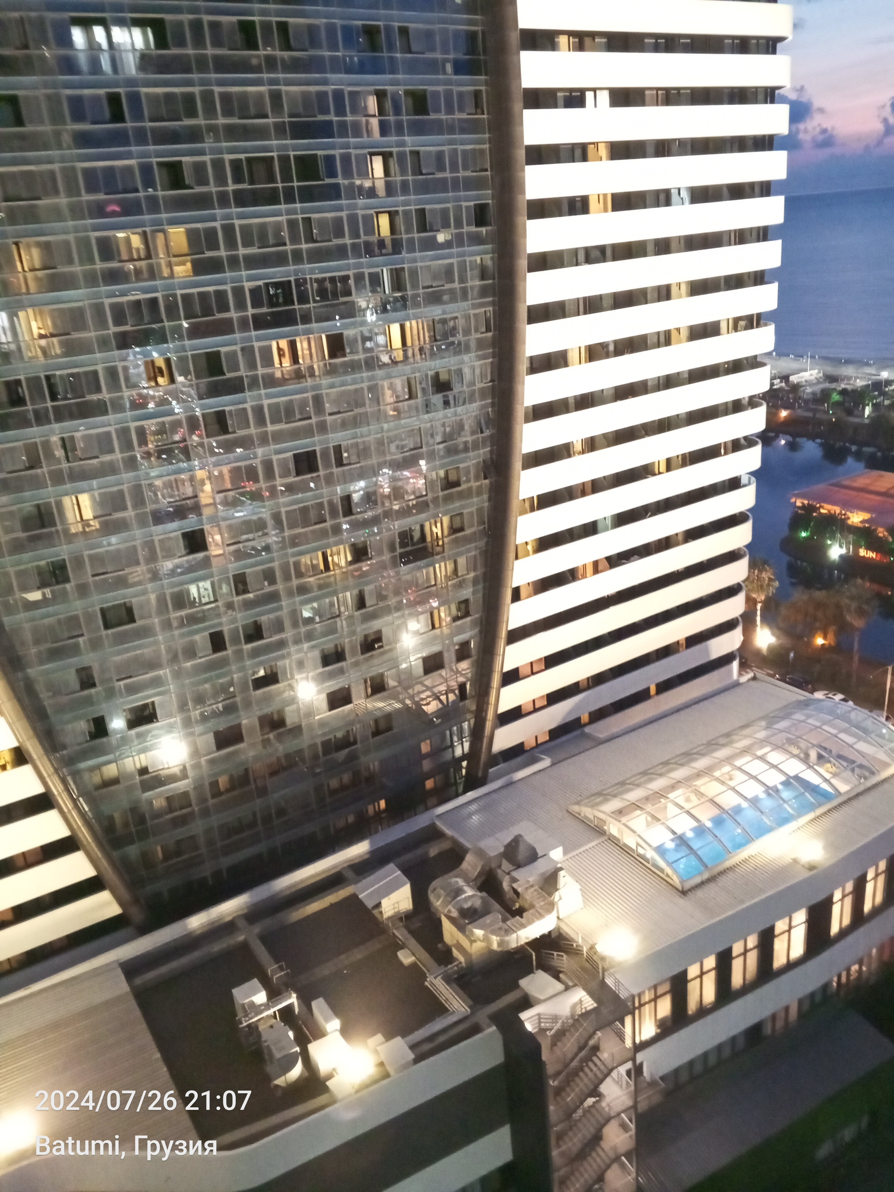 Фото Courtyard by Marriott Batumi