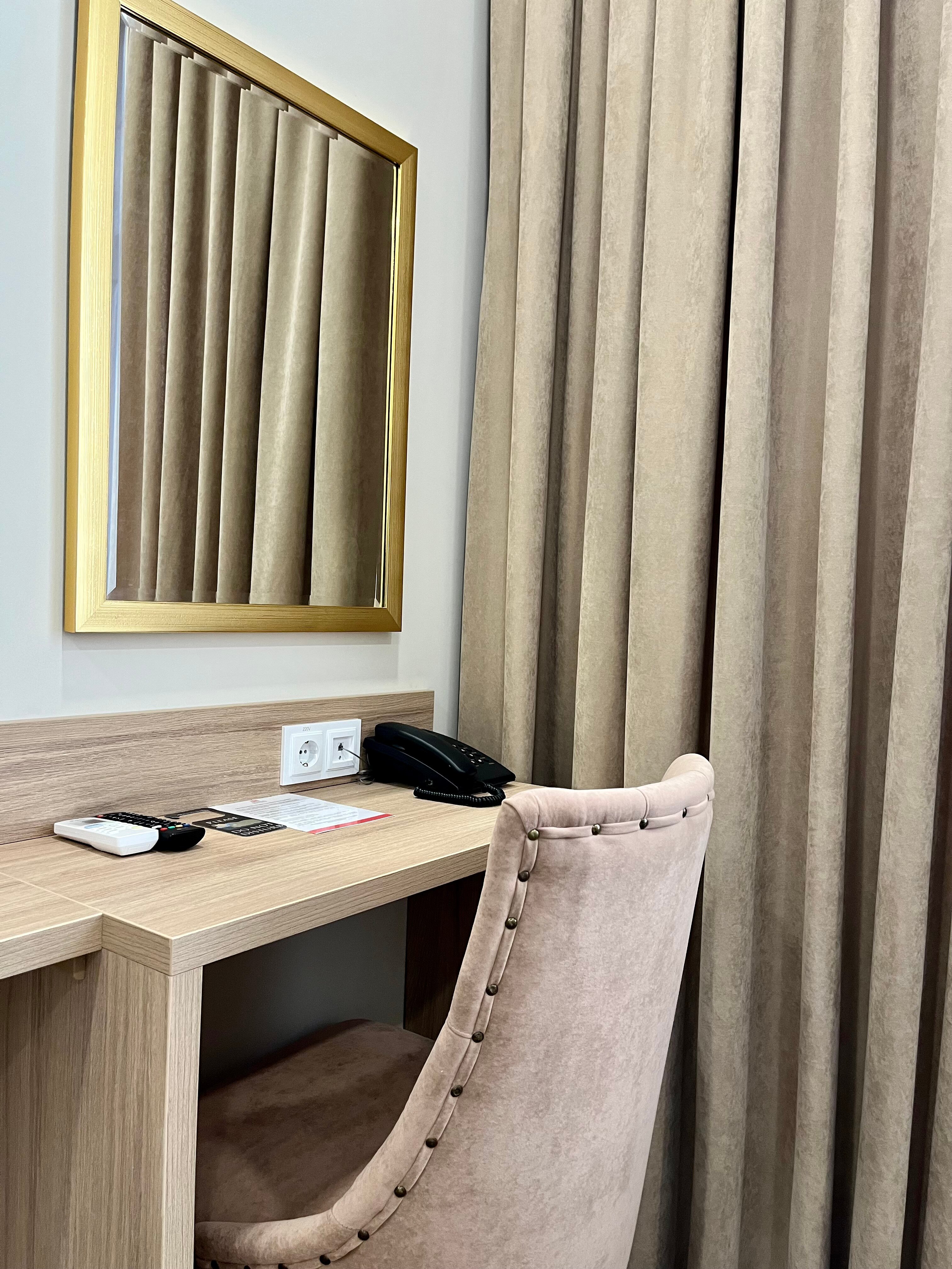 Фото Bristol Hotel Tashkent