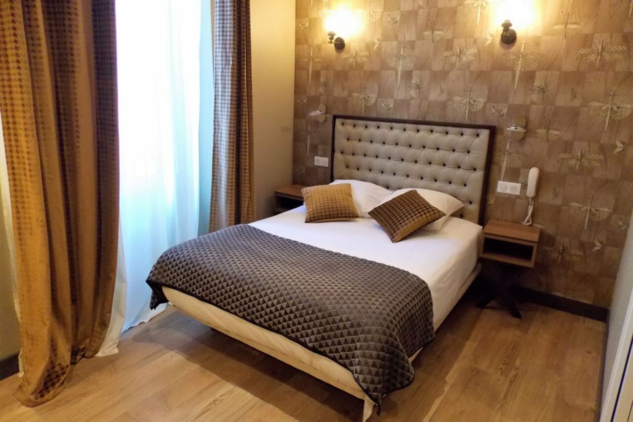 Фото Hotel Excelsior Batignolles