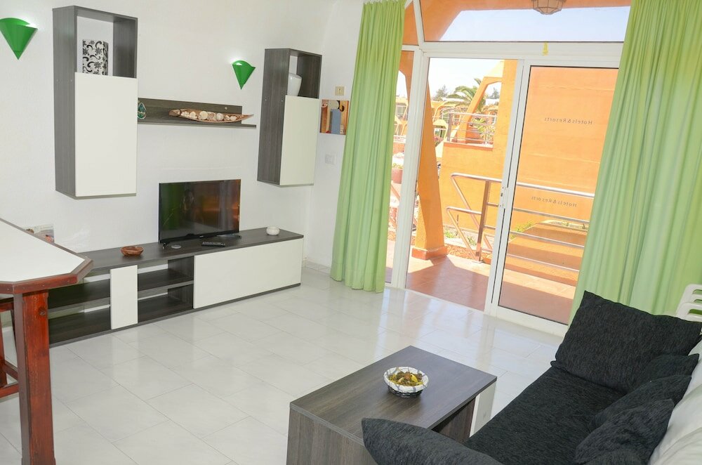 Фото Aparthotel la Piramide