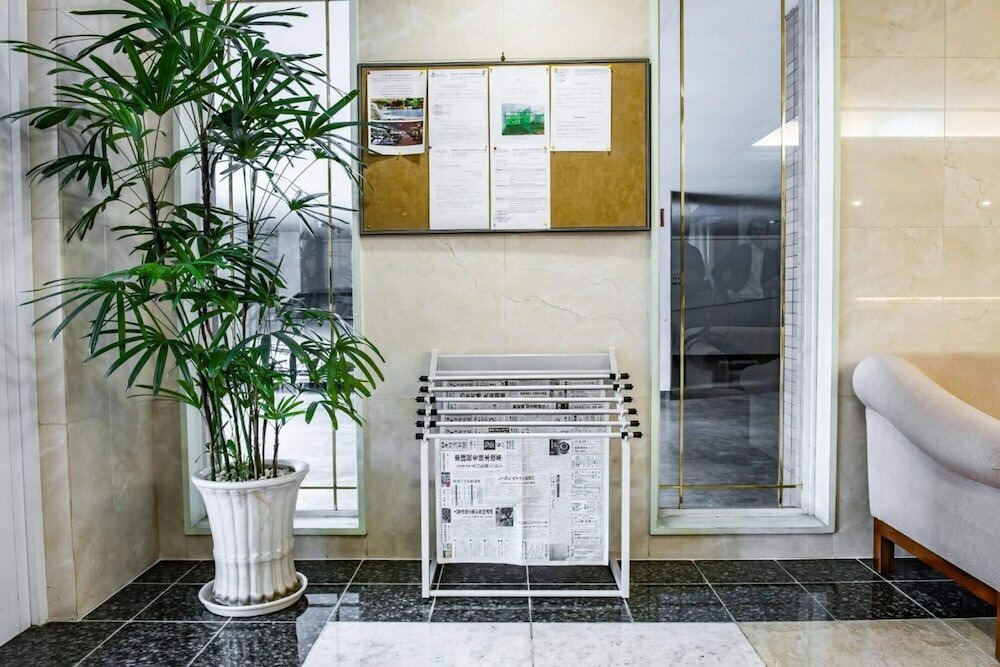 Фото Saigon Court Serviced Apartment